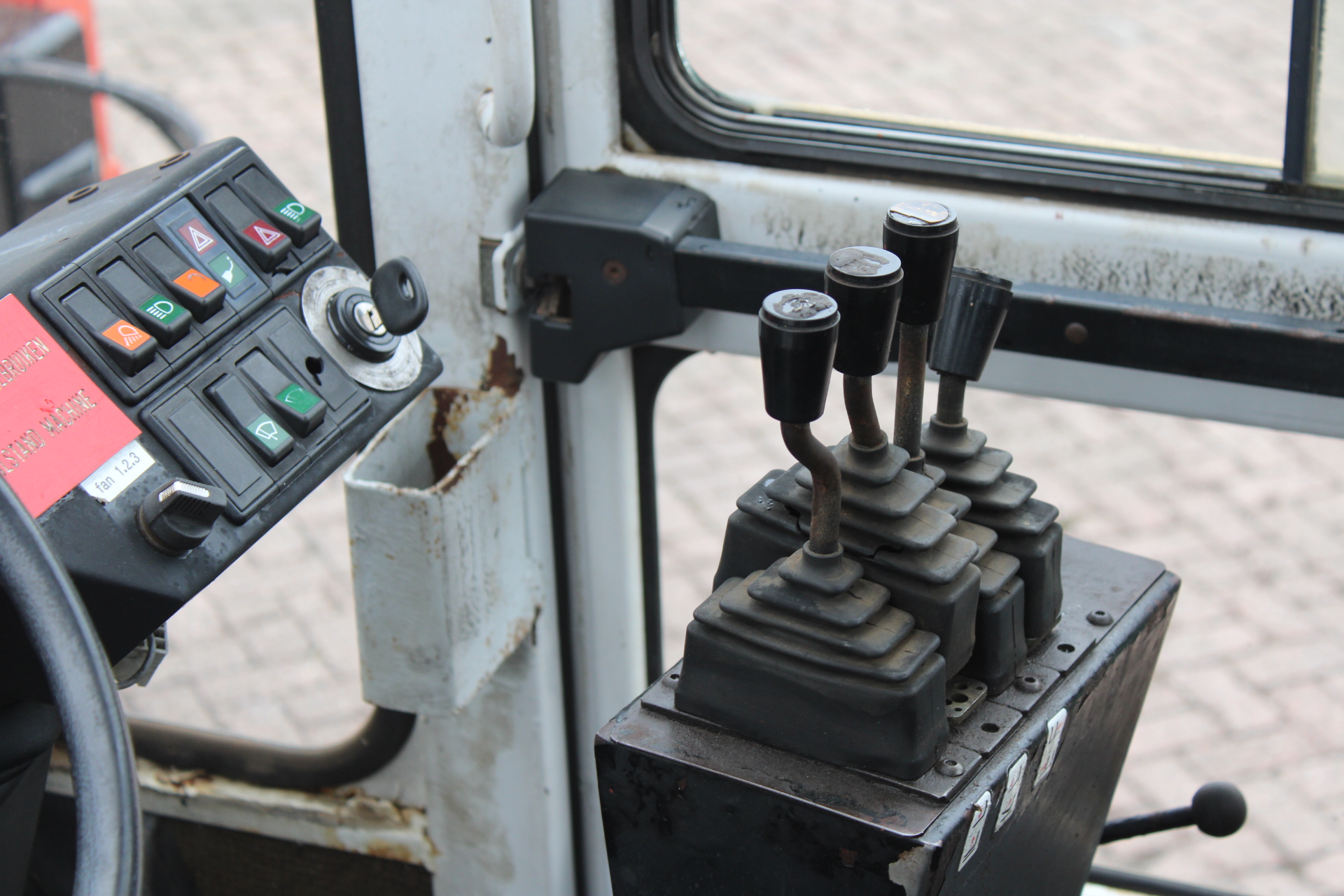 Kalmar DC 16-1200 EMPTY CONTAINER HANDLER - Afbeelding 11